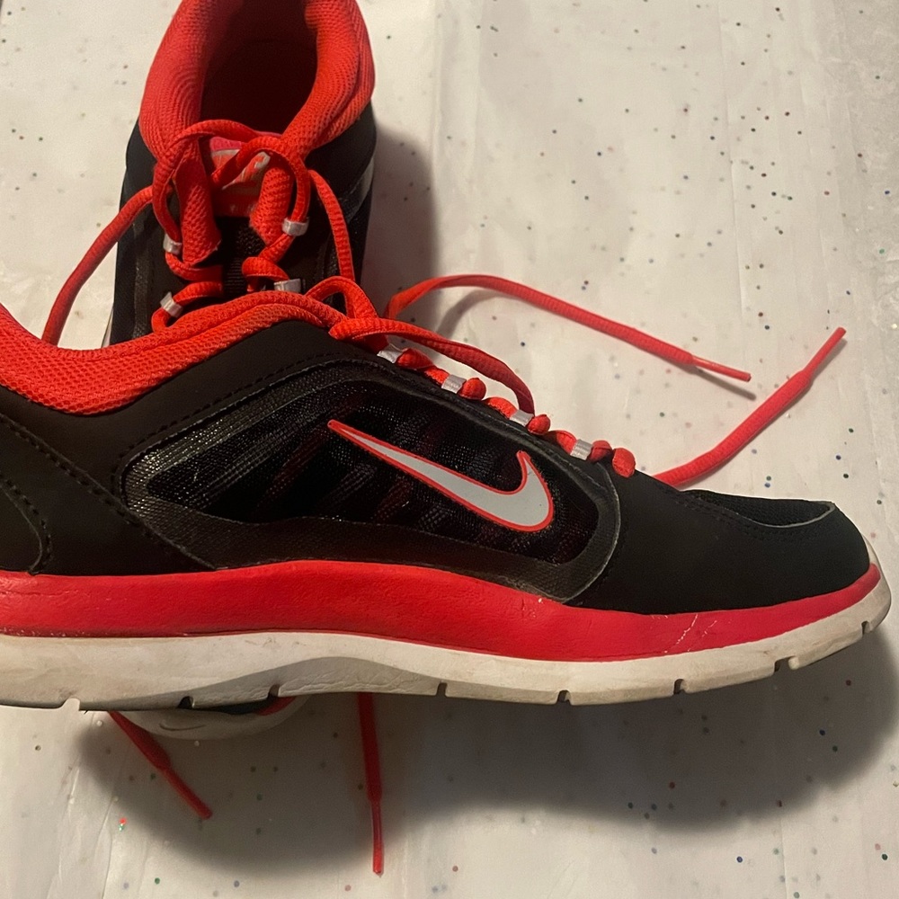 Nike women’s shoe